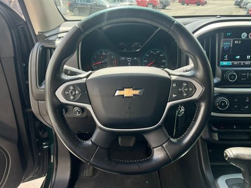Used 2015 Chevrolet Colorado LT AWD/4WD image 25