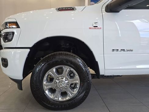 New 2025 RAM 2500 Big Horn AWD/4WD image 10