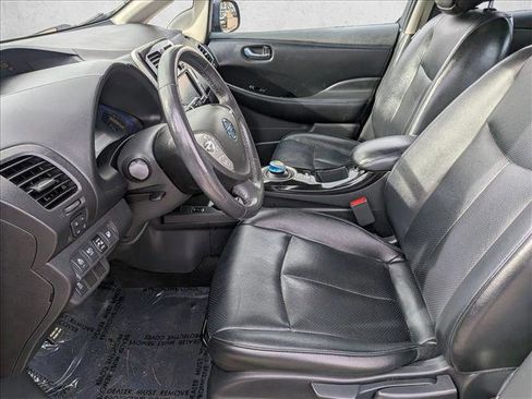 Used 2017 Nissan Leaf SL image 11