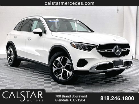 Used 2025 Mercedes-Benz GLC 350e 4MATIC image 1