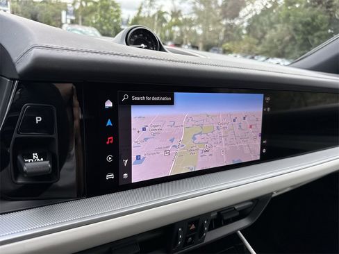 Used 2024 Porsche Cayenne S image 52