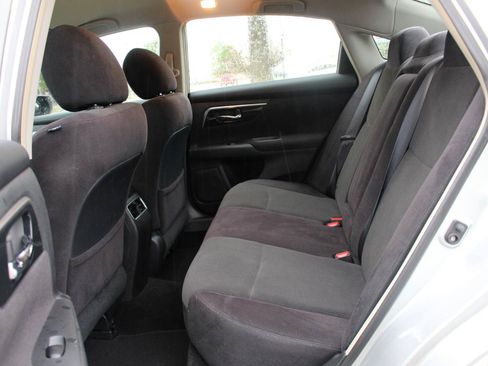 Used 2013 Nissan Altima 2.5 SV FWD image 29