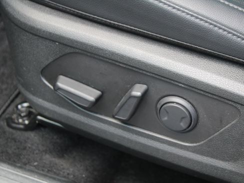 Certified 2025 Kia Sportage SX FWD image 24