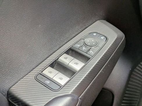 Used 2024 Mitsubishi Outlander SE image 26