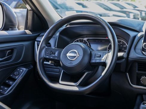 Used 2024 Nissan Rogue S AWD/4WD image 26