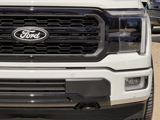 Used 2024 Ford F150 Lariat w/ FX4 Off-Road Package AWD/4WD image 9