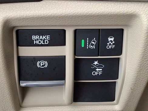 Used 2017 Acura MDX SH-AWD image 27