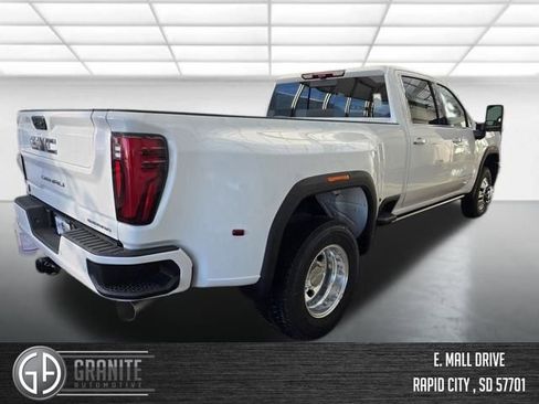 New 2026 GMC Sierra 3500 Denali Ultimate AWD/4WD image 5