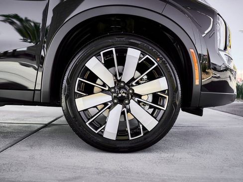 New 2026 Mitsubishi Outlander SE FWD image 11
