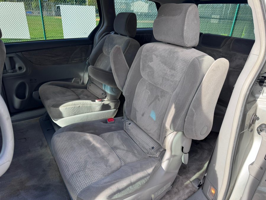 Used 2008 Toyota Sienna LE FWD image 9