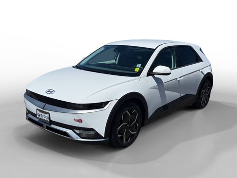 Certified 2024 Hyundai Ioniq 5 SEL RWD image 1