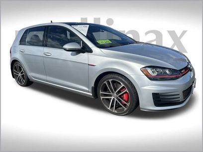 Used 2017 Volkswagen GTI SE