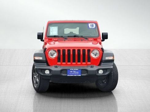 Used 2018 Jeep Wrangler Unlimited Sport S AWD/4WD image 2