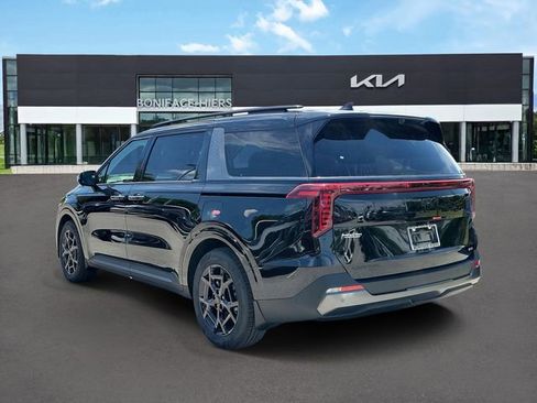 New 2026 Kia Carnival SX Prestige FWD image 3