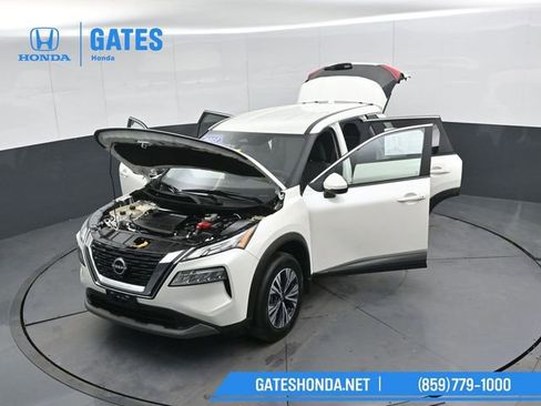 Used 2023 Nissan Rogue SV image 52