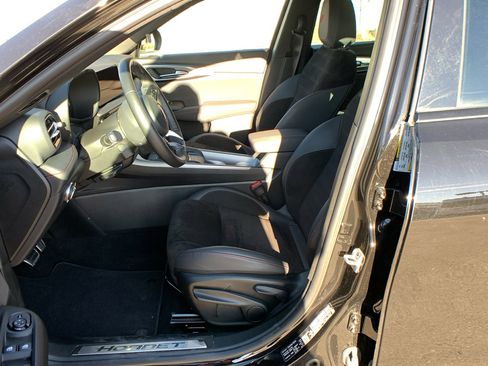 Used 2024 Dodge Hornet GT image 9