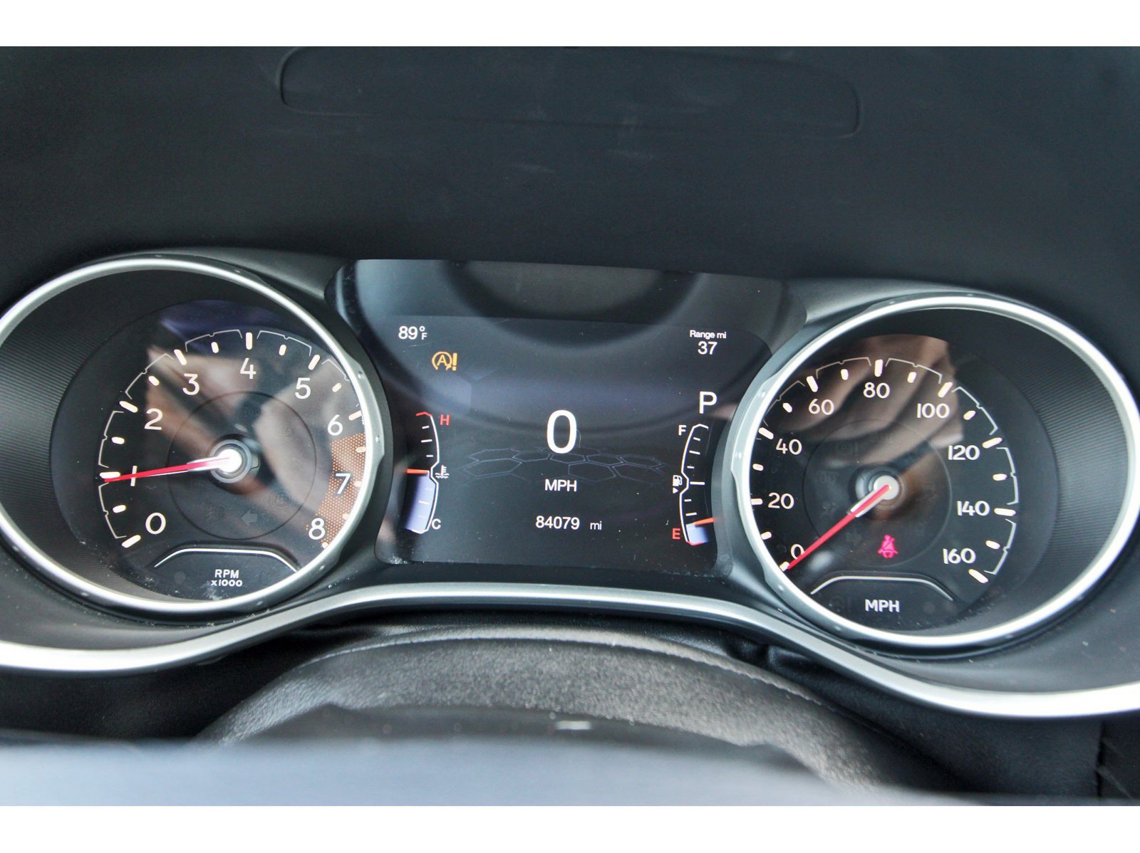 Used 2018 Jeep Compass Latitude w/ Popular Equipment Group FWD image 16