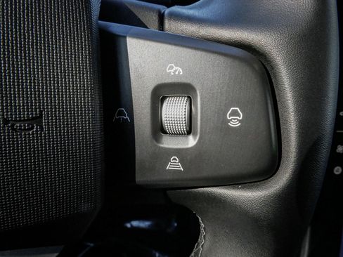 Used 2023 Fisker Ocean Extreme image 20