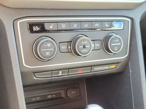 Used 2021 Volkswagen Atlas SE image 10