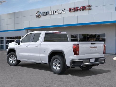 New 2026 GMC Sierra 1500 SLE image 3