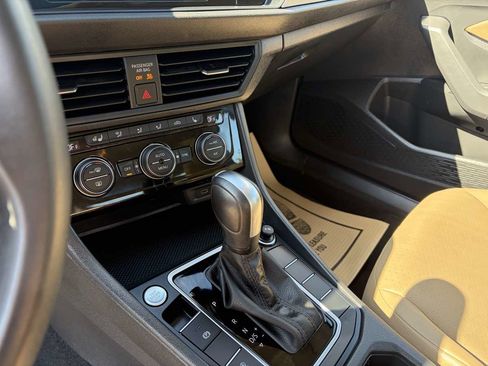 Used 2020 Volkswagen Jetta S image 13