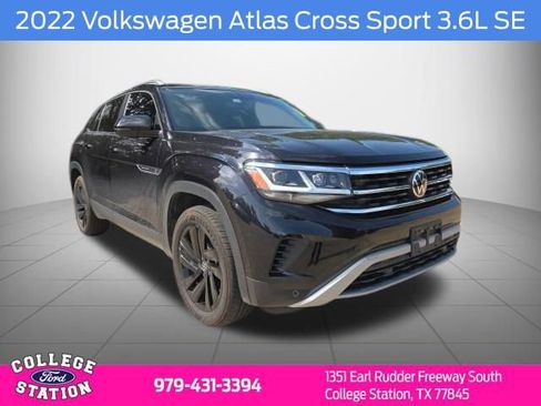 Used 2022 Volkswagen Atlas Cross Sport SE AWD/4WD image 1