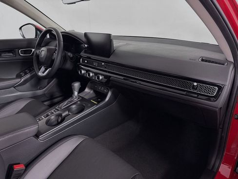 Certified 2024 Honda Civic Touring image 27