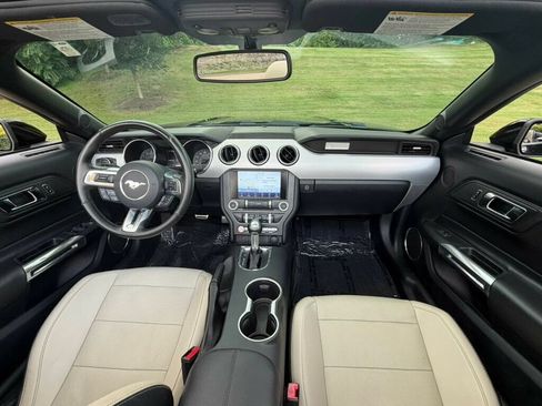 Used 2015 Ford Mustang GT Premium RWD image 21