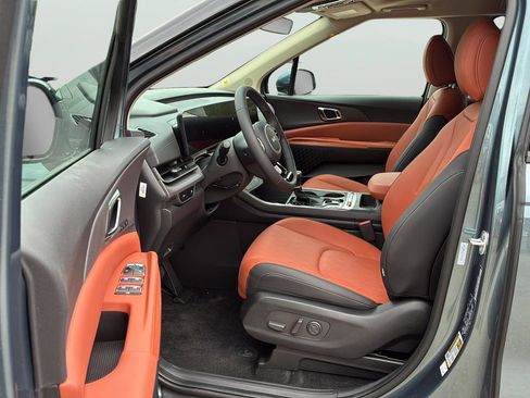 New 2026 Kia Carnival SX FWD image 13