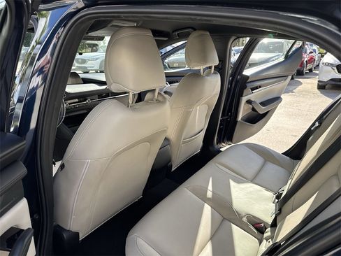 Used 2019 MAZDA MAZDA3 Hatchback w/ Preferred Package image 35