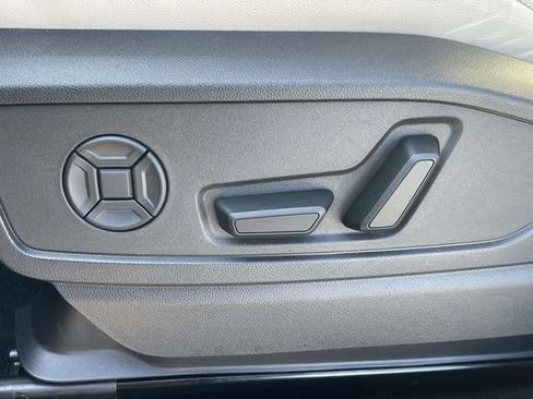 Used 2025 Audi Q5 Prestige AWD/4WD image 19
