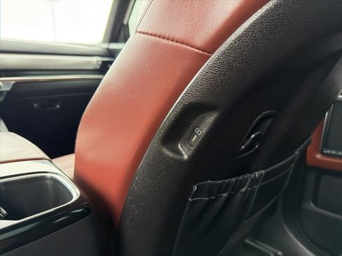 Used 2024 Kia Telluride SX Prestige image 37