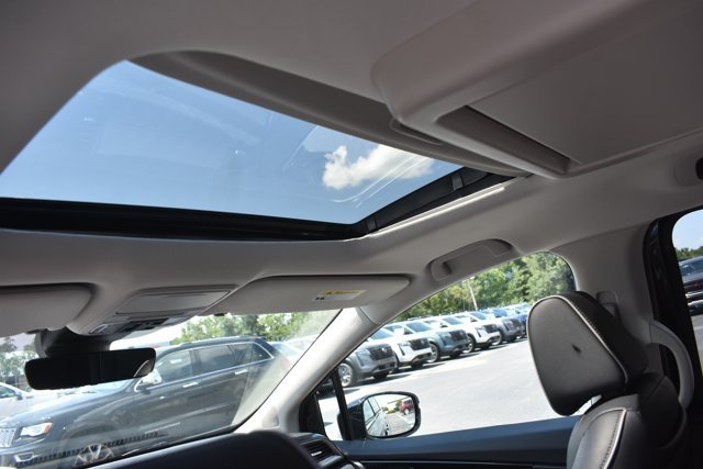 Used 2025 Honda Odyssey Elite image 20