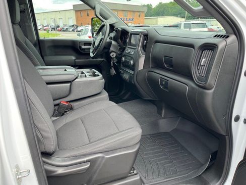Used 2023 Chevrolet Silverado 2500 Custom w/ Custom Convenience Package AWD/4WD image 20