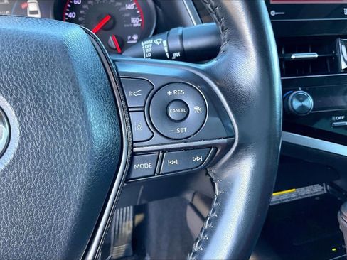 Used 2021 Toyota Camry XSE image 15