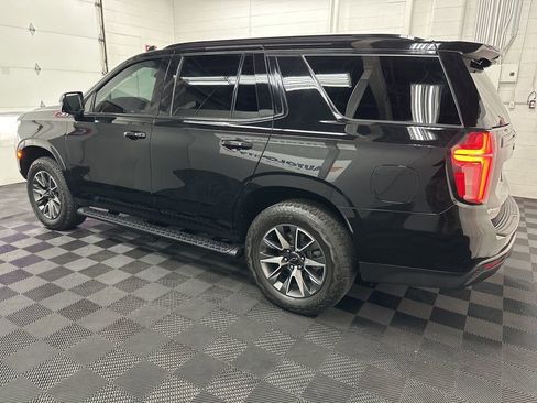 Used 2023 Chevrolet Tahoe Z71 w/ Luxury Package AWD/4WD image 6