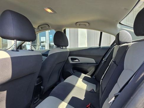 Used 2014 Chevrolet Cruze LS image 14