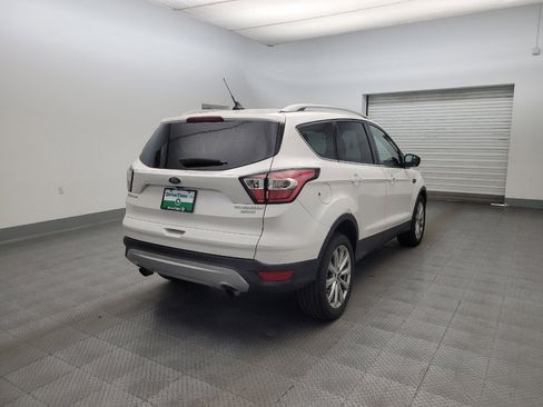 Used 2018 Ford Escape Titanium FWD image 9