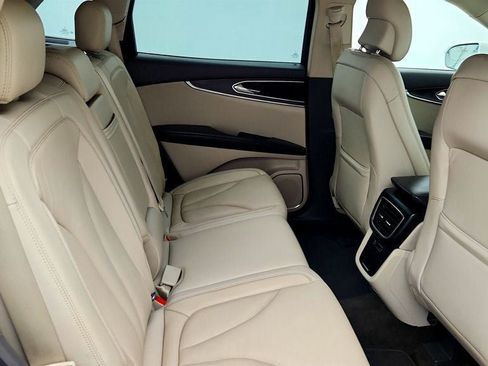 Used 2017 Lincoln MKX Reserve AWD/4WD image 23