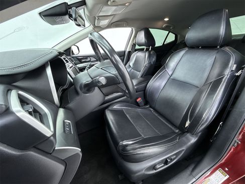 Used 2020 Nissan Maxima 3.5 SV w/ Floor Mat Group image 10