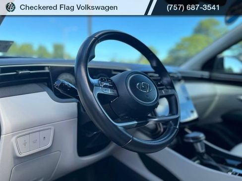 Used 2023 Hyundai Tucson SEL w/ Convenience Package AWD/4WD image 16