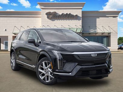 New 2025 Cadillac Optiq Luxury 1 w/ LPO, Floor Liner Package