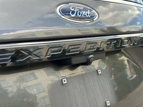 Used 2020 Ford Expedition Limited w/ Equipment Group 303A AWD/4WD image 9