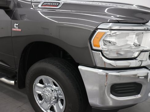Used 2024 RAM 2500 Tradesman w/ Chrome Appearance Group AWD/4WD image 25
