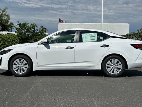 New 2025 Nissan Sentra S image 7