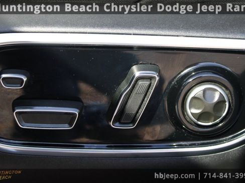 Used 2021 Jeep Grand Cherokee L Overland w/ Luxury Tech Group IV image 29