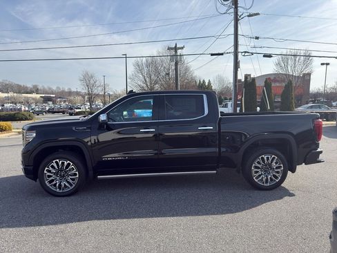 New 2026 GMC Sierra 1500 Denali Ultimate AWD/4WD image 3