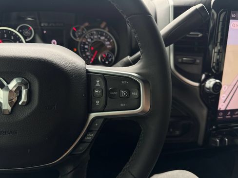 Used 2025 RAM 2500 Big Horn AWD/4WD image 28