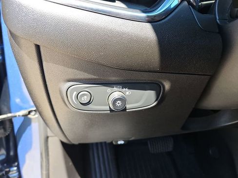 Used 2024 Chevrolet Equinox LS w/ LS Convenience Package FWD image 17