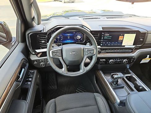 New 2026 Chevrolet Silverado 1500 LT Trail Boss w/ Convenience Package II AWD/4WD image 12